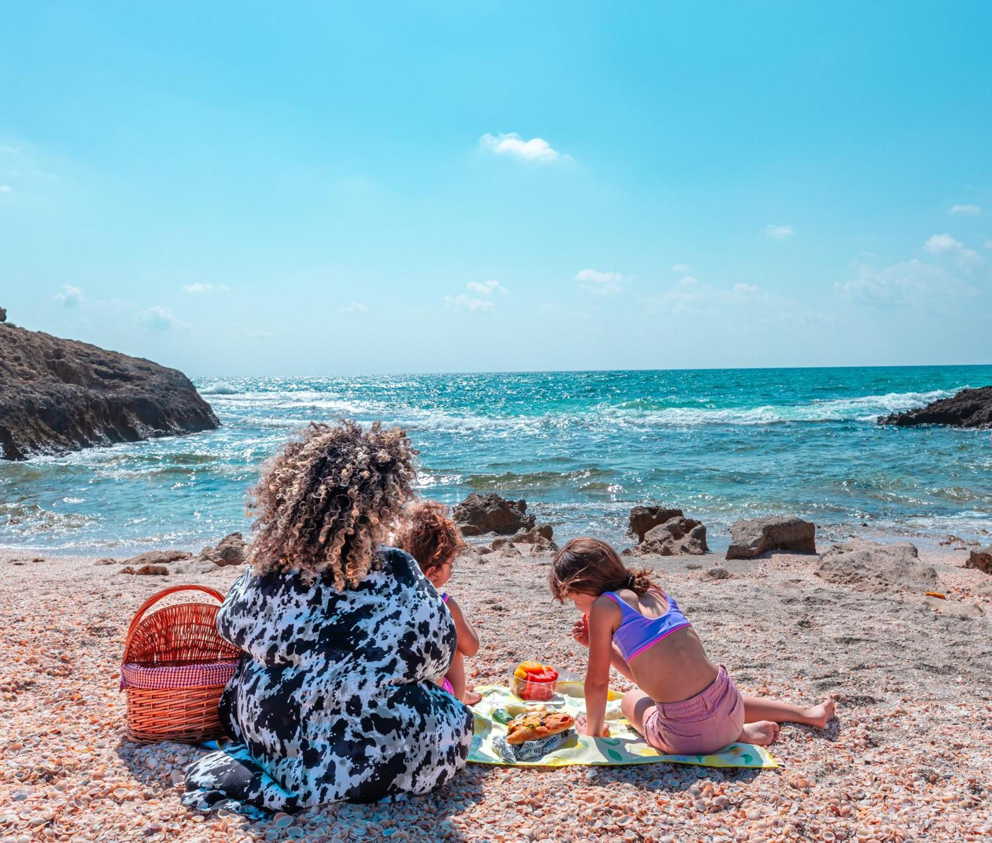 Eden Inn Zikhron Ya'akov Exteriör bild