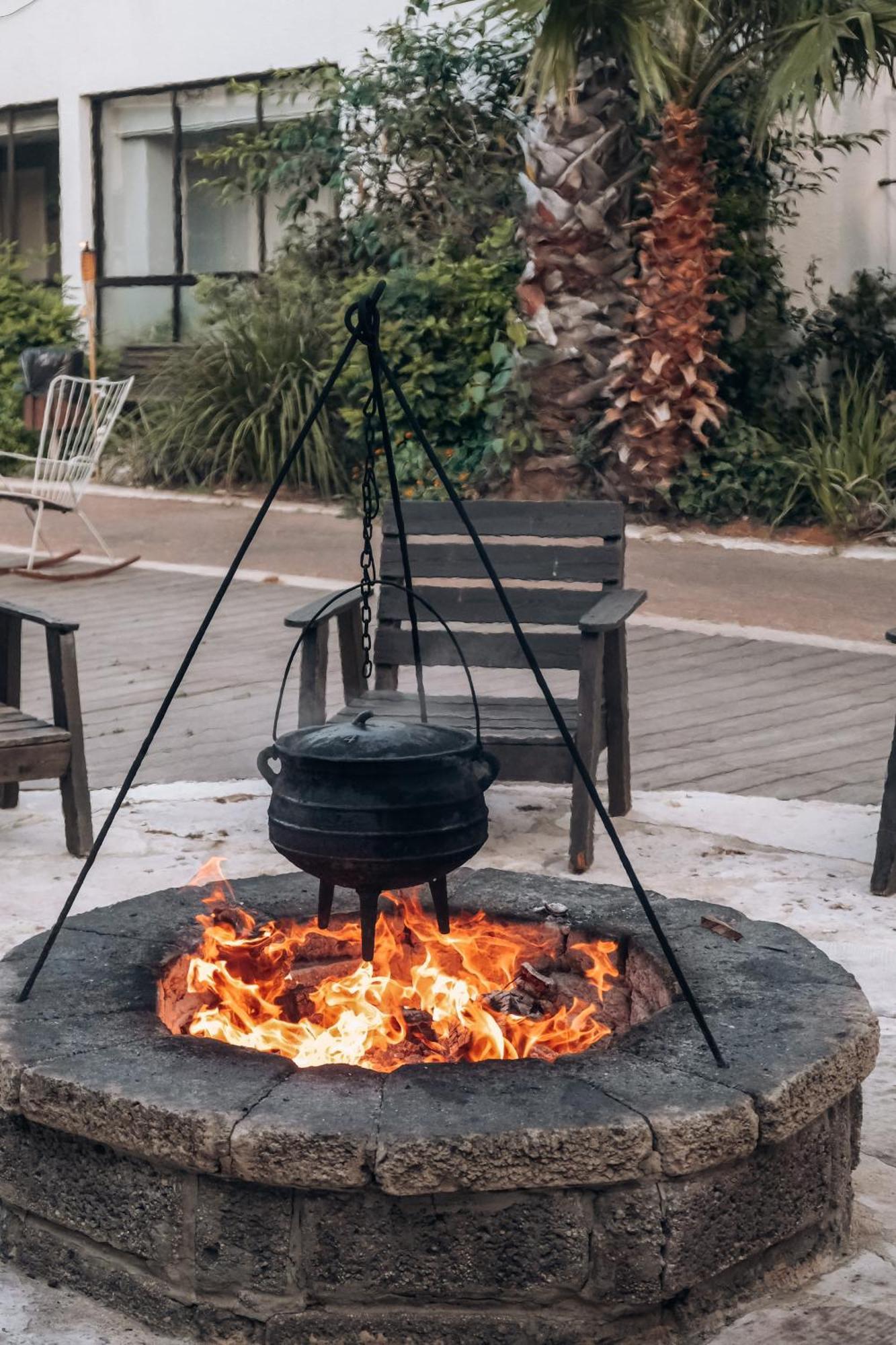 Eden Inn Zikhron Ya'akov Exteriör bild