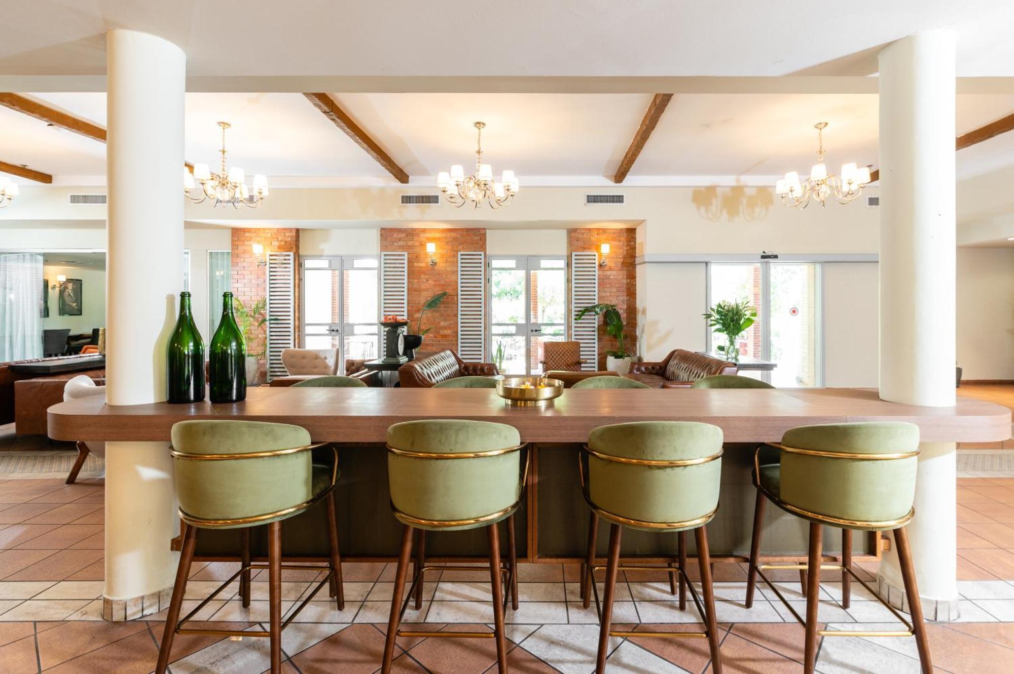 Eden Inn Zikhron Ya'akov Exteriör bild